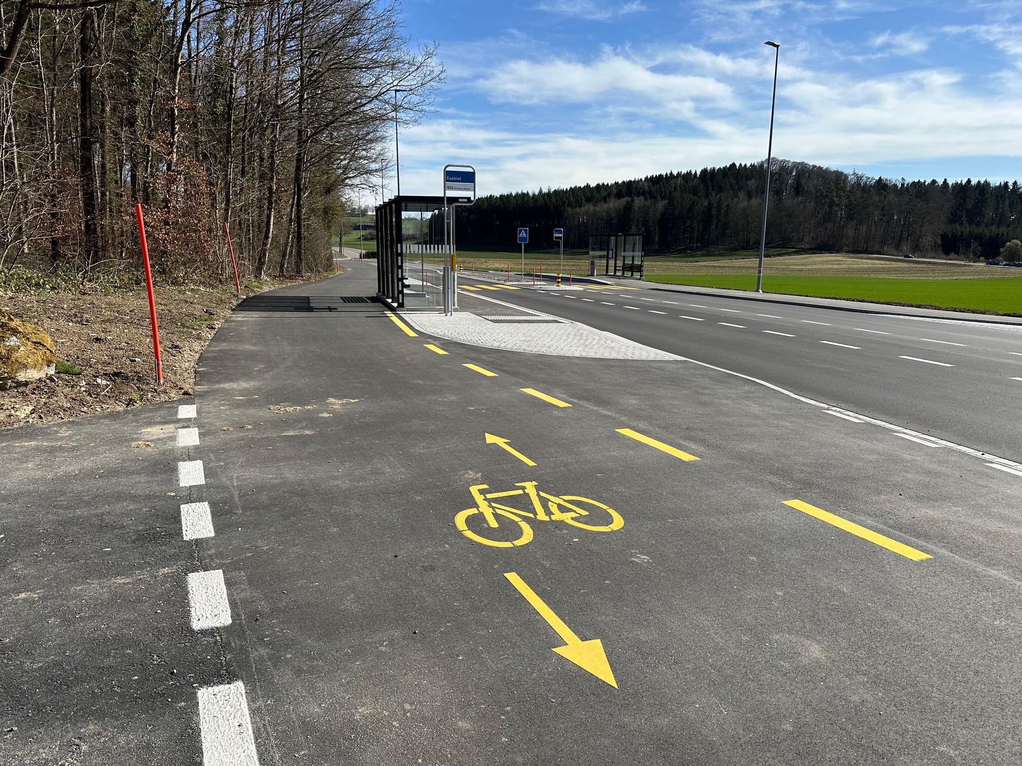 Ein neuer Rad-. und Fussweg an der Illnauerstrasse in Illnau Effretikon