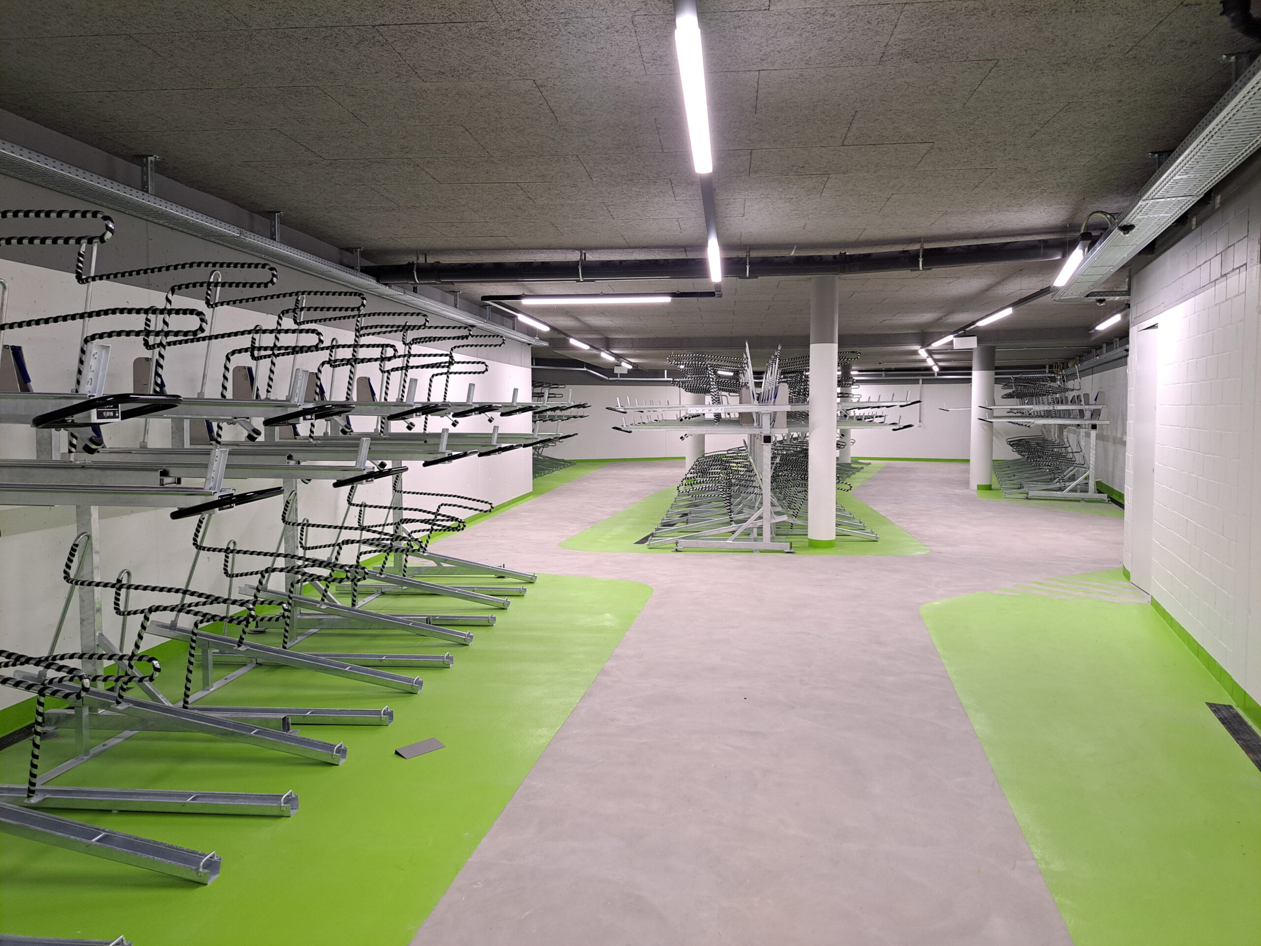 Ein Blick in die Velostation (Foto: Tiefbauamt Stadt Zürich)
